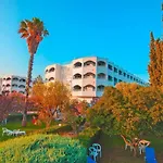 Continental Palace 4*