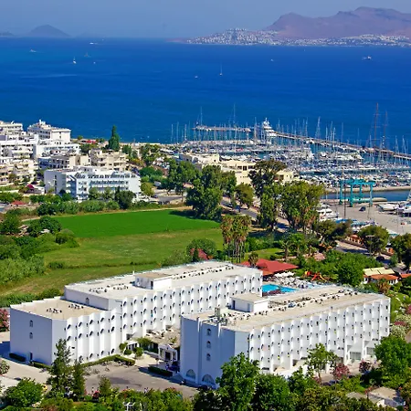 Continental Palace Hotel 4*